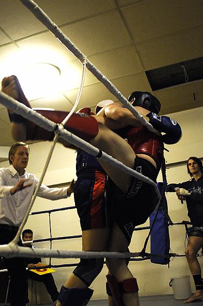 O_JSJ8709-800.jpg - Matchdag hos Renyi Tahi i Umeå, Klass: -75kg  Matchen bryts i andra ronden pga otillåten armbåge i första ronden. Ingen vinnare